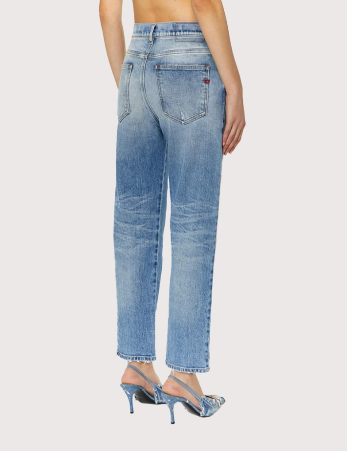 DIESEL Jean Femme Regular D-Air 7R4 Délavé