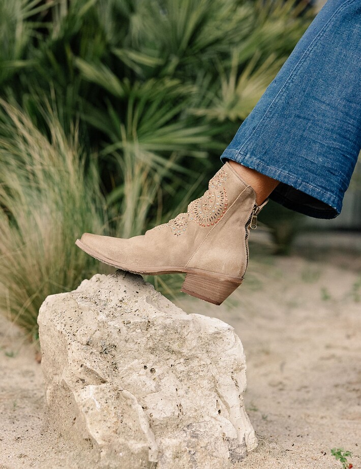 Métisse Bottines en Cuir à Rivets Taupe - 3
