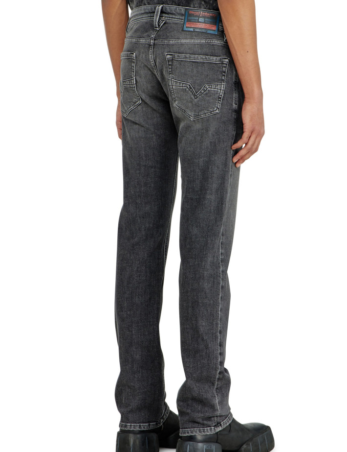 DIESEL Jean Homme Larkee Noir HDBD - 7