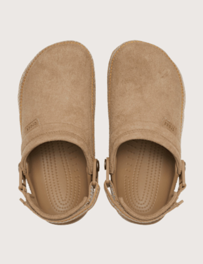 Crocs Sabots Suède Vegan Stitch Clog Camel - 5