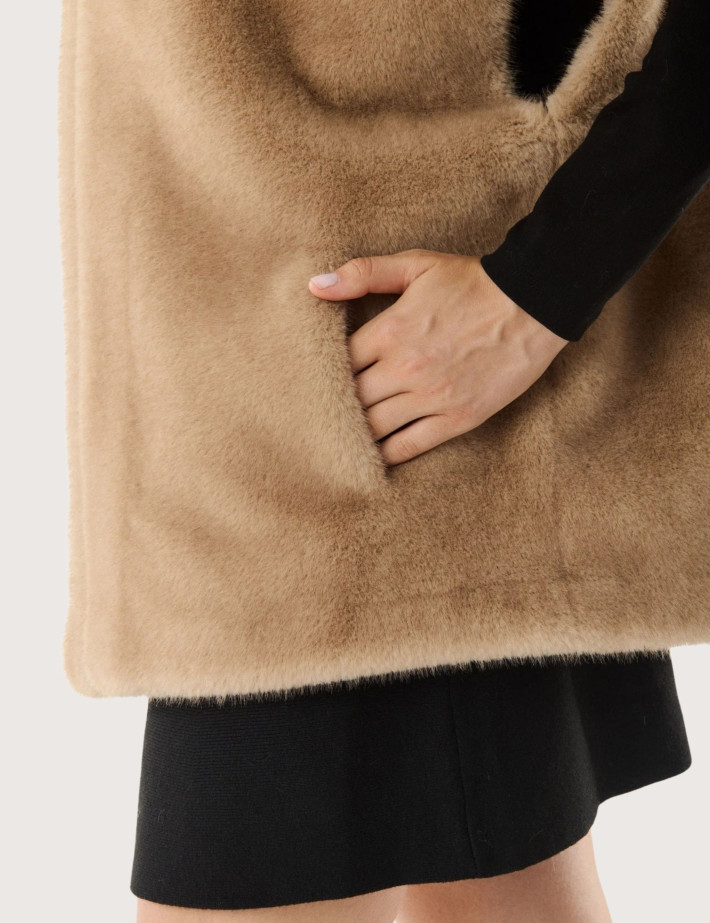 Giovanni Paris Veste Femme Fausse Fourrure sans Manches Emily Taupe - 4