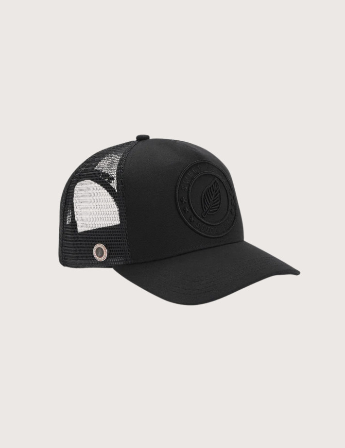 SWEET PANTS Casquette Trucker Unie Brod 3D Noir - 3