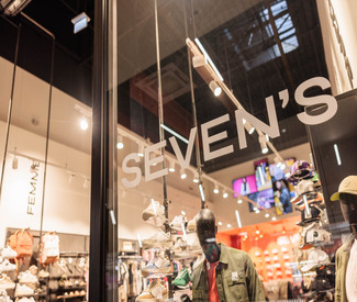Devanture magasin aix les milles