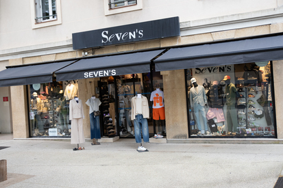 Devanture magasin salon de provence